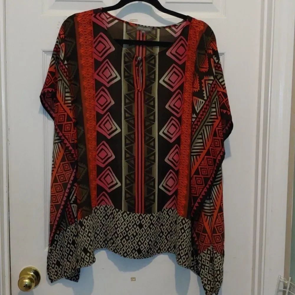 Vincent Camuto orange and brown top Sz M